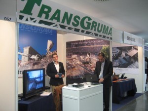 534476_432256660187557_1711575340_n