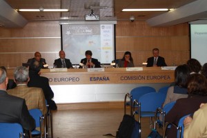 1517559_587176828021587_1029712767_n