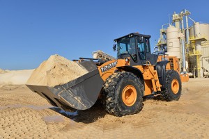 CASE-1221F-Wheel-Loader-500