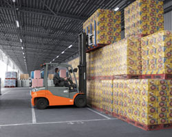 traigo-80-electric-counterbalance-truck-200x250