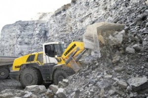 news_2014_07_18_liebherr-l586-wheel-loader_img_310