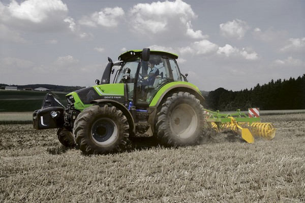DEUTZ-FAHR_6160.4_TTV_LR