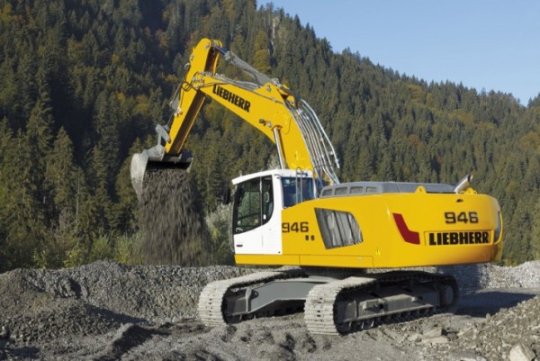 liebherr-crawler-excavator-r946-72dpi_img_710