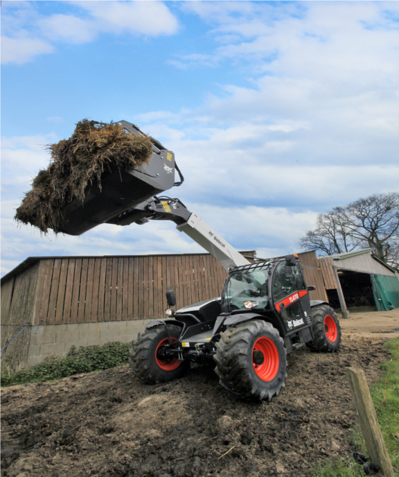 Bobcat-Telescopic-handler-TL470HF-3B-Grapple-Bucket-Agriculture-IMG_0717_130414
