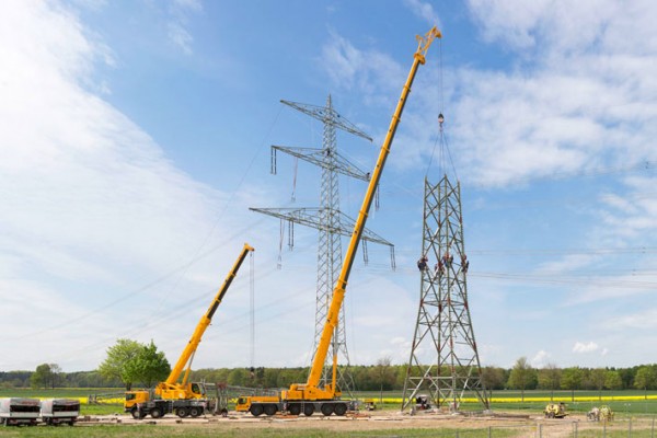 liebherr-kvn-ltm-1300-6-2-power-pole-96dpi