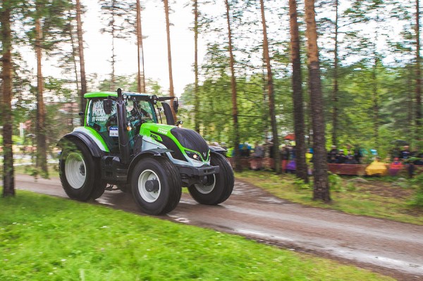 RallyTractor_T234Versu_www