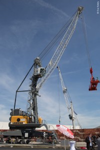 liebherr-lhm-280-port-of-vienna-austria-72dpi