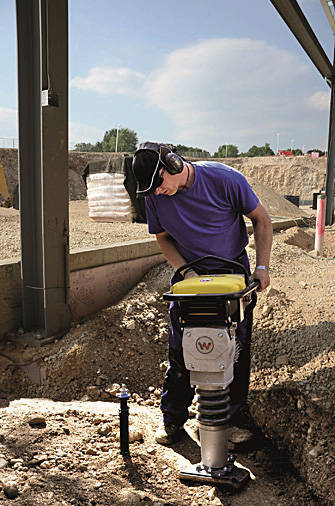 WN_AS_50_action_335_4721c7db6e