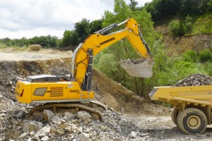 liebherr-crawler-excavator-r980sme-schwenk-01-96dpi