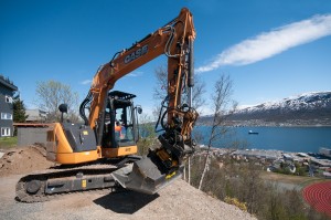 A Case CX75C SR crawler excavator in operation in the Tromsø area