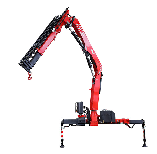 The-new-fassi-truck-crane-F65B