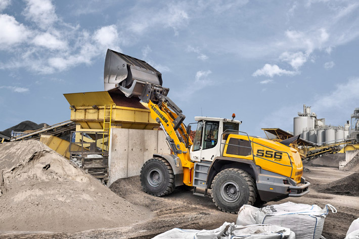 liebherr-l556-xpower-industrial-application-72dpi