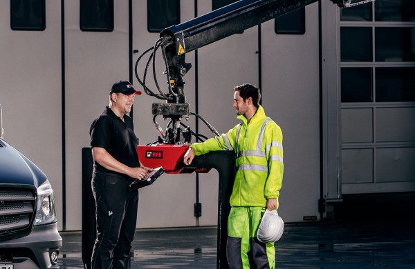 hiab-service_1300x845