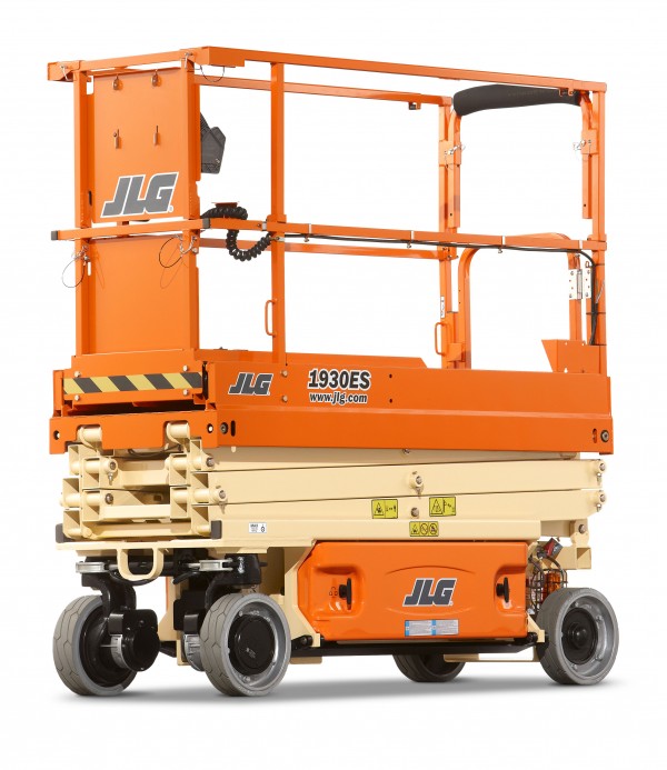 1930ES_LOWERED_34FR_LEFT