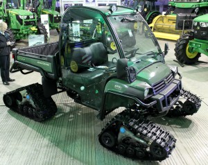 XUV_855D_Gator_on_tracks