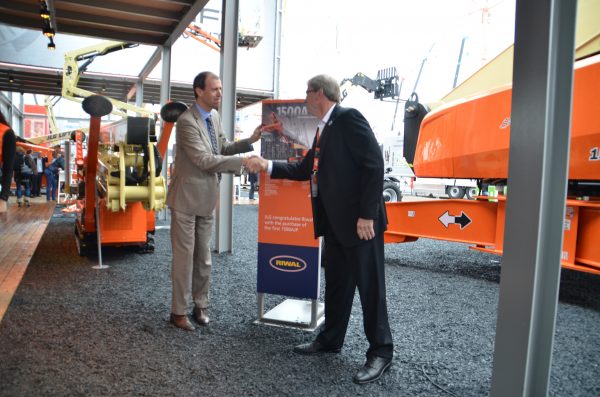Norty Turner and Frank Nerenhausen shaking hands