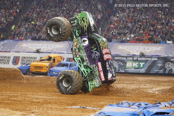 BKT_GraveDigger_MonsterJam