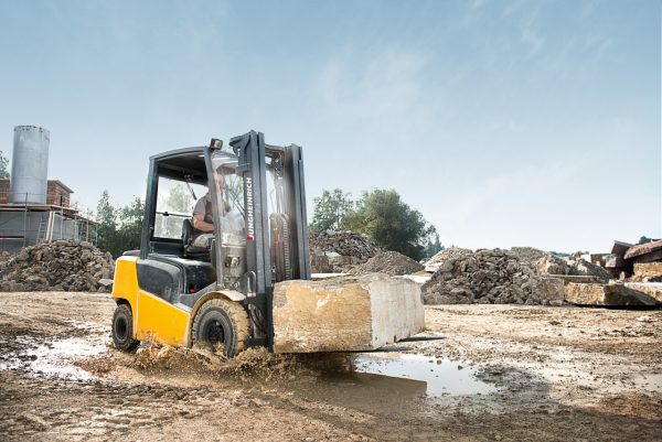 DFG_425_Office_30905_01