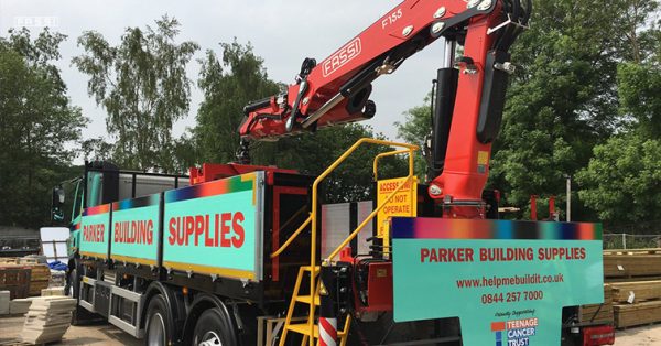 Fassi-UK-delivers-the-30-th-Fassi-crane-to-Parker-Building