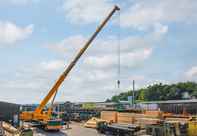 noticias-maquinaria-liebherr-ltm-1160-5-2-bracht-72dpi