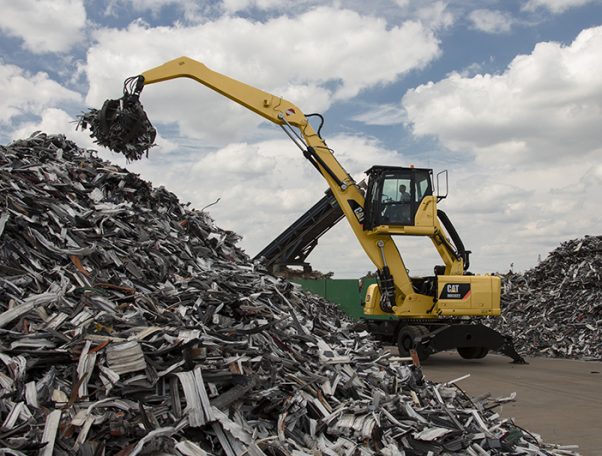 noticias-maquinaria_Manipuladora_Materiales_Cat_MH3022