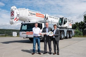 noticias_maquinaria_liebherr-ltm-1200-5-1-gruas-londres-72dpi