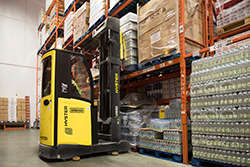 noticias_maquinaria_Hyster_Cold_Store_Reachtruck_250PX