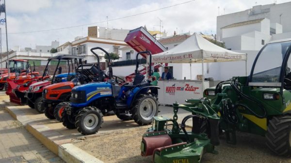 noticias-maquinaria-kioti-catron-carmona