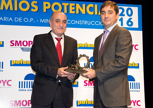 noticias-maquinaria-barlowolrd-cat-premiada