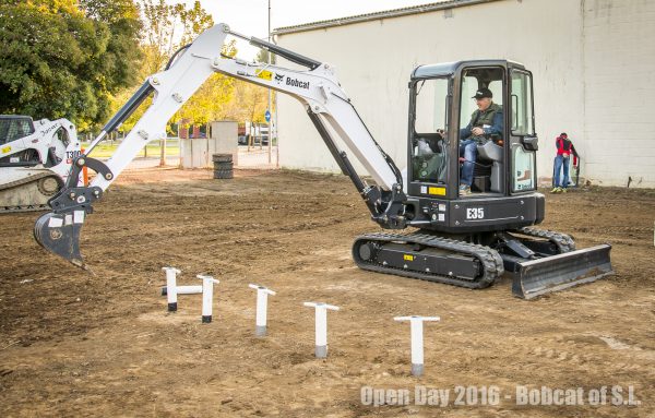 noticias-maquinaria-openday-bobcat-concurso