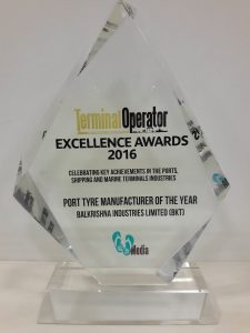 noticias-maquinaria-BKT_Terminal_Operator_Excellence_Awards_1