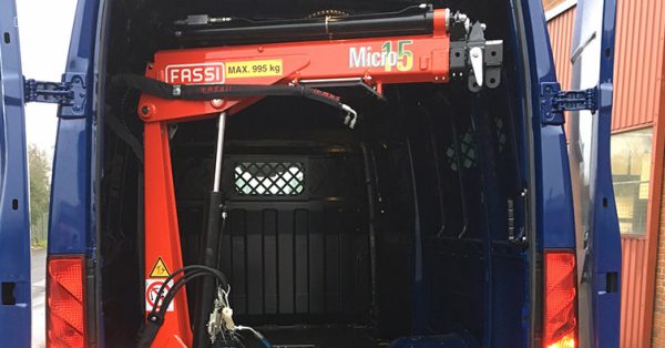 noticias-maquinaria-Fassi-M15A-crane-helps-to-clean-up-in-Sonderborg-Municipality