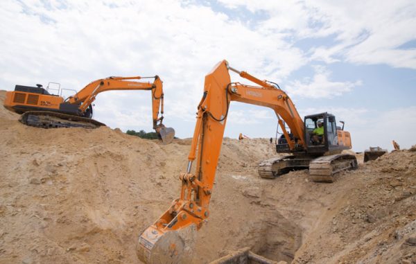 noticias-maquinaria-ZX350LC-6-hitachi