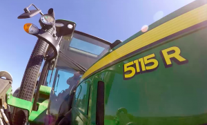 noticias-maquinaria-john-deere-serie5r-mejoras
