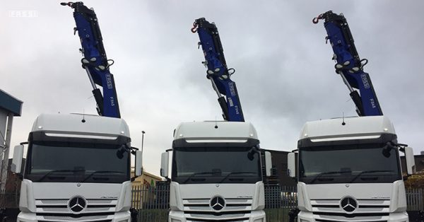 noticias-maquinaria-Northern-Escalator-Installations-adds-3-F545-xe-dynamic-loader-cranes