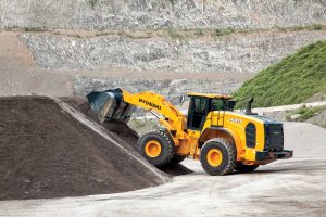 noticias-maquinaria-hyundai-HL975
