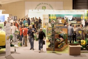 noticias-maquinaria-johndeere-expo