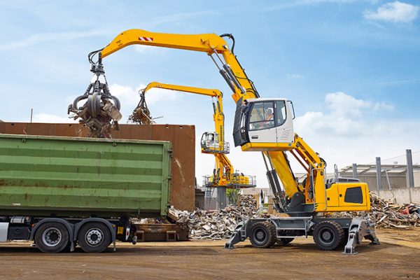 noticias-maquinaria-liebherr-material-handler-lh-24-m-96dpi
