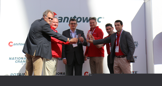 noticias-maquinaria-manitowoc-conexpo-2