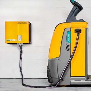 noticias-mauinaria-jungheinrich-Lithium-Ion-Battery_Internet_30013