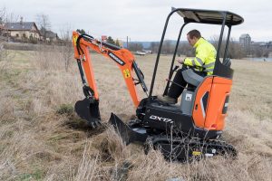 DX17Z_Digging_pic2