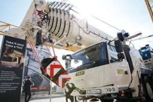 noticias-maquinaria-Manitowoc-Vertikal-Days-2017-3