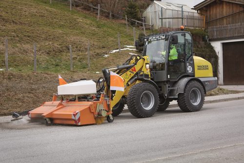 noticias-maquinaria-Wacker Neuson_WL70_action 1