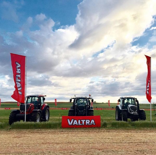 noticias-maquinaria-valtra-demoagro