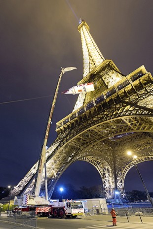 noticias-maquinaria-liebherr-ltm-1300-barco