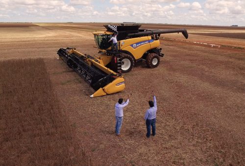 noticias-maquinaria-newholland-cr-soybean-record-02