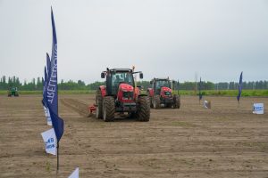 noticias-maquinaria-Field Day China (2)