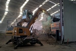 noticias-maquinaria-liebherr-arr-lh24-