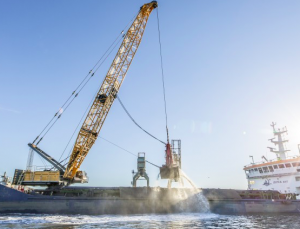 noticias-maquinaria-liebherr-piombino