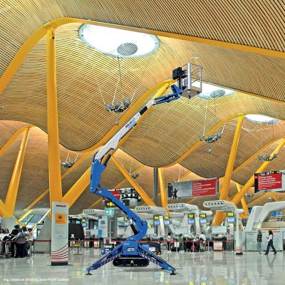 noticias-maquinaria-spain-crane-bluelift